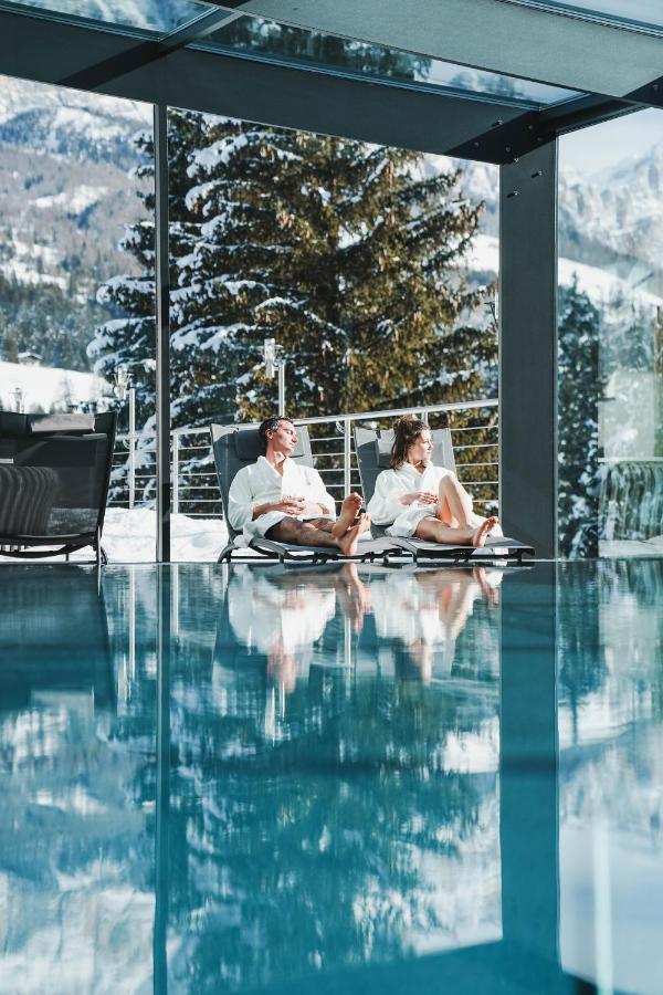 Hotel Ciasa Soleil La Villa  Exteriör bild