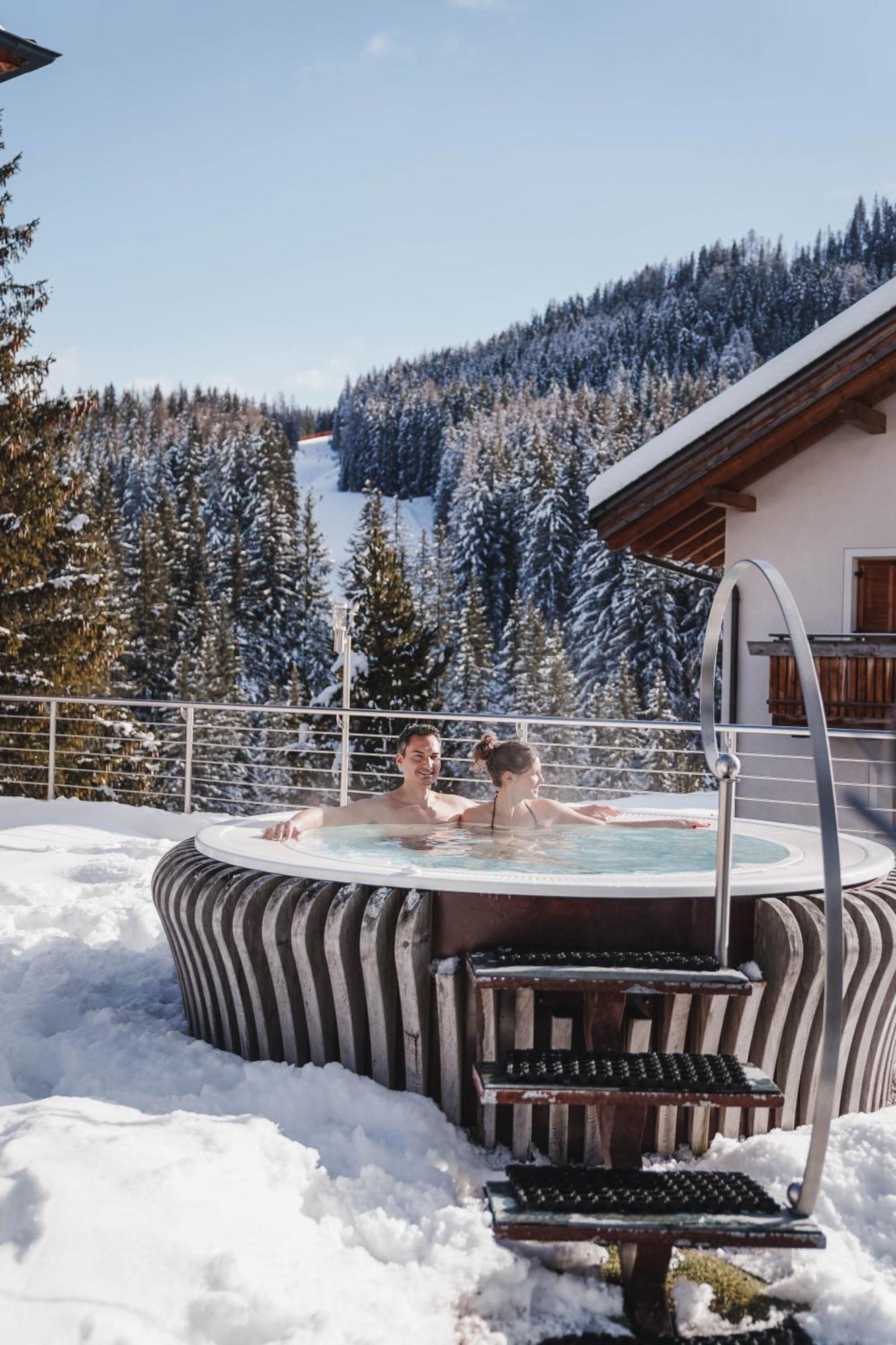 Hotel Ciasa Soleil La Villa  Exteriör bild